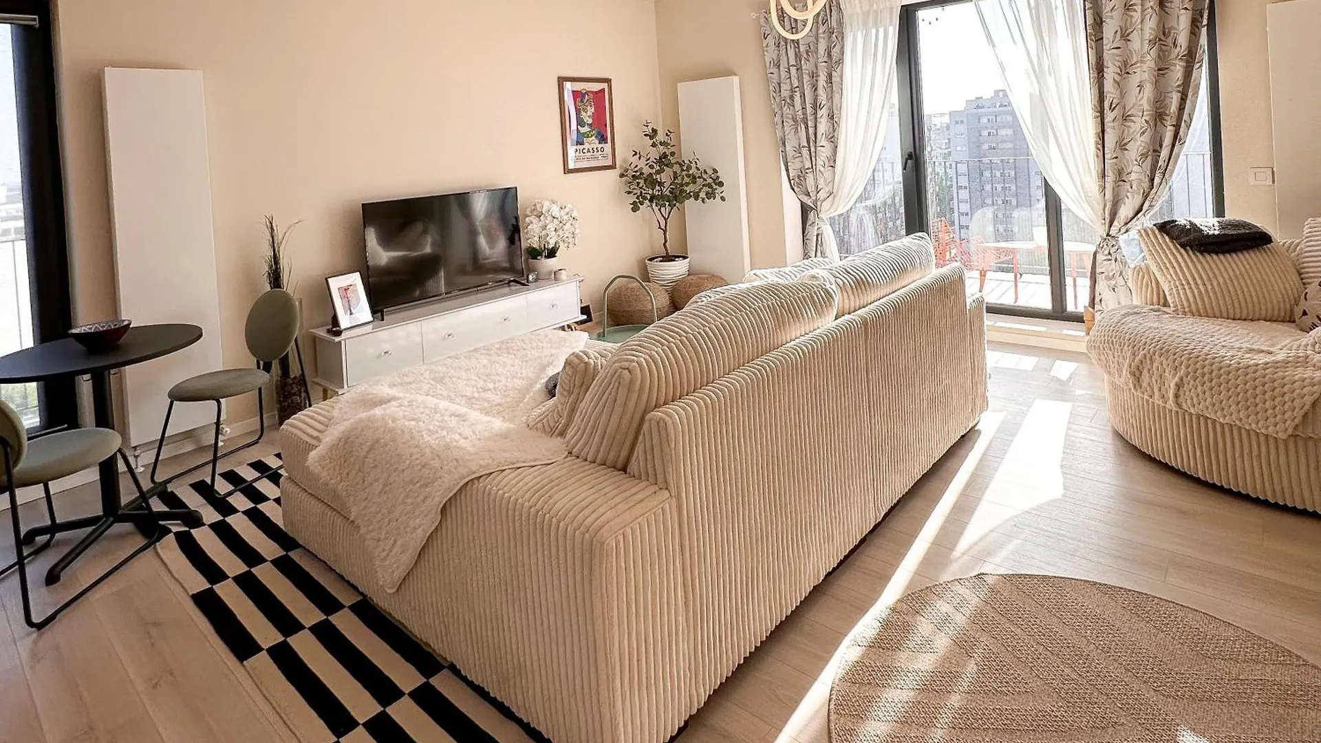 Apartment Melisa B&B Bucharest Romania